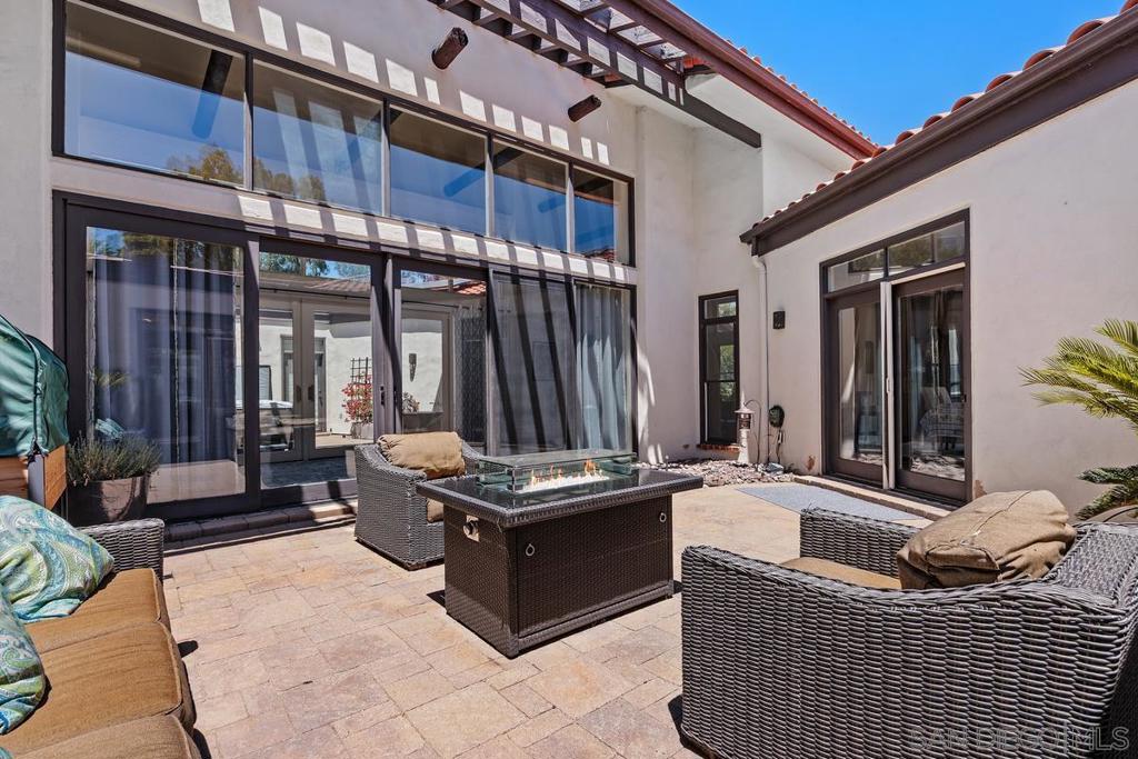 MLS #250035645SD image #29