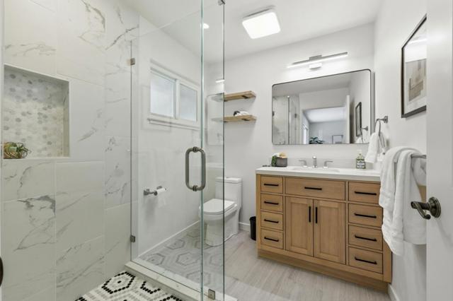 Image 27 of 47 For 723 Linda Court