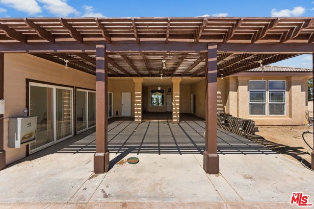 42094 W 21st Street, Lancaster CA: https://media.crmls.org/mediaz/4e8b6a79-0823-47f6-8dcf-d053c4449492.jpg