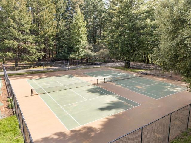 18319 Las Cumbres Road, Los Gatos CA: https://media.crmls.org/mediaz/4e8c3412-7664-4688-b73e-1f2d47f9eb12.jpg
