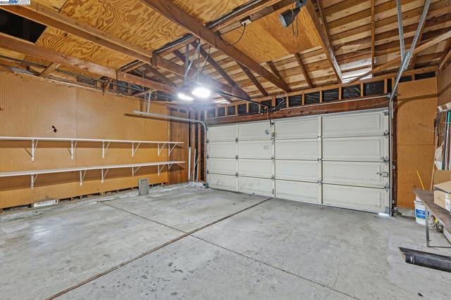 551 Cambrian Way, Danville CA: https://media.crmls.org/mediaz/4e8ca179-c518-4c86-8482-c128fe11b97a.jpg