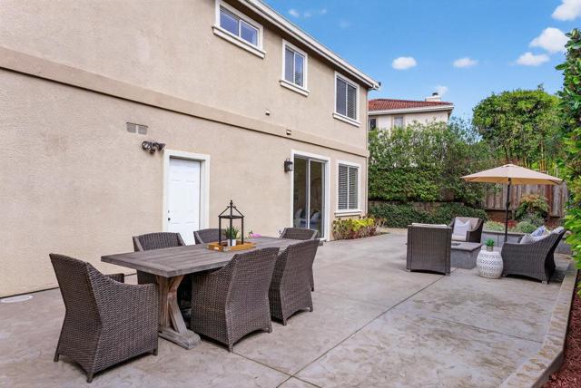 217 Augusta Lane, Aptos CA: https://media.crmls.org/mediaz/4e8e15c9-a94c-4b4d-b6ea-8a4ae67a3f16.jpg