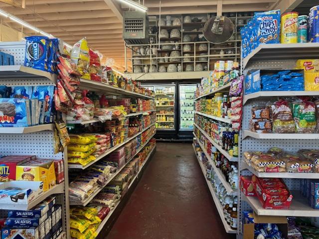 3876 3876 El Camino Real, Palo Alto CA: https://media.crmls.org/mediaz/4e8e76c1-9377-47cf-9456-f3902072393c.jpg