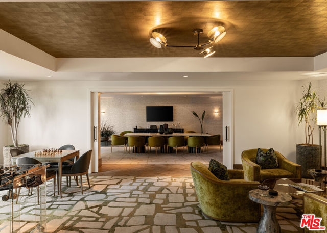8420 W Sunset Boulevard, West Hollywood CA: https://media.crmls.org/mediaz/4e8edca3-2882-4dbe-b80c-7e2dd8c342cf.jpg