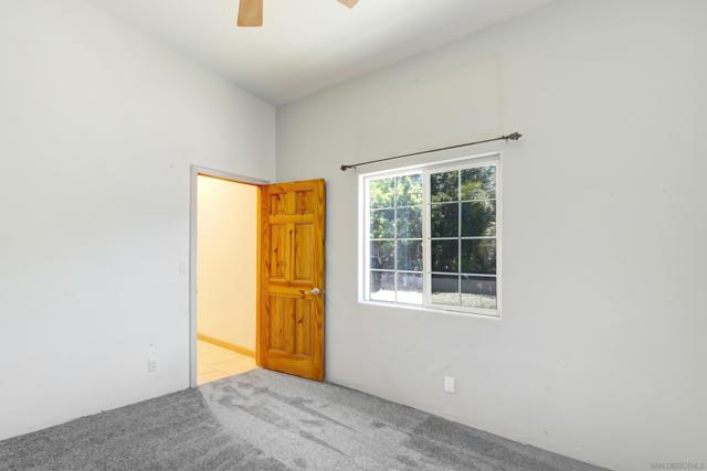 30485 Anaconda Ct, Temecula CA: https://media.crmls.org/mediaz/4e8f4c40-e799-4a80-8639-fadcf711df04.jpg
