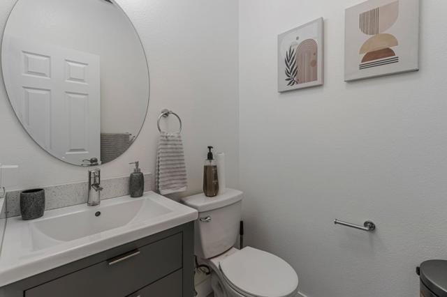 2871 Rubino Circle, San Jose CA: https://media.crmls.org/mediaz/4e8fca29-0fe0-4cd1-9575-4fd1efa34341.jpg