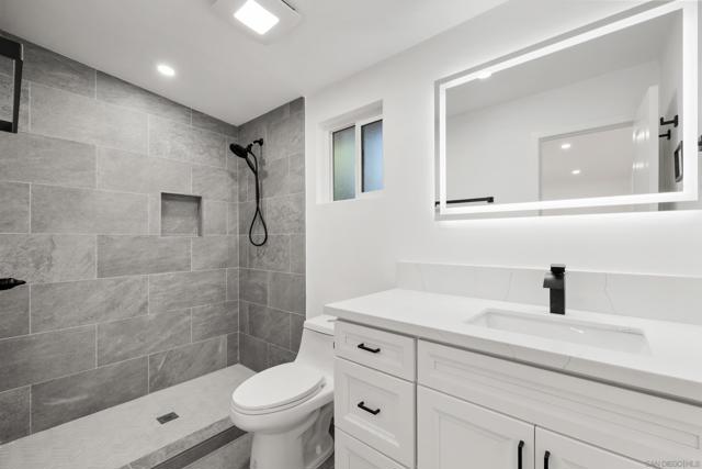 3736 38 Louisiana St, San Diego CA: https://media.crmls.org/mediaz/4e9037ec-c38a-4845-b5cc-71dba0c85e44.jpg