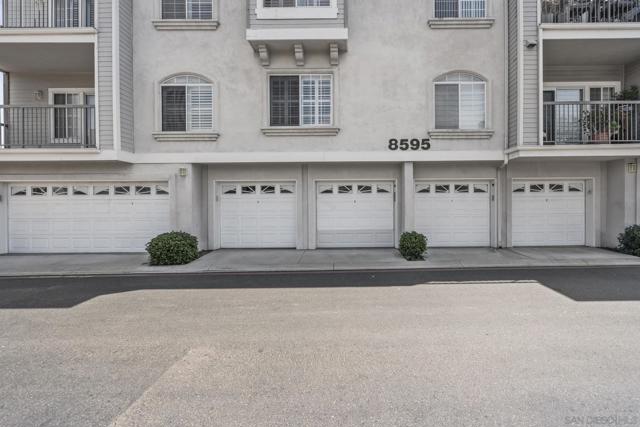 8595 Via Mallorca, La Jolla CA: https://media.crmls.org/mediaz/4e910991-605c-4bc0-aa43-d84e83843645.jpg