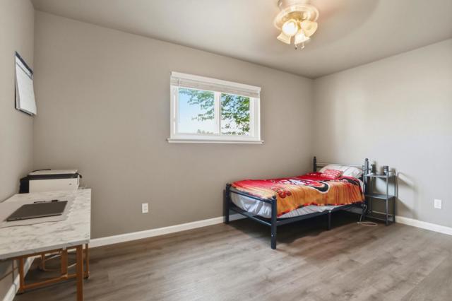 2048 Southwood Drive, Vacaville CA: https://media.crmls.org/mediaz/4e918193-04d3-4908-9ca4-524e2aca97cc.jpg