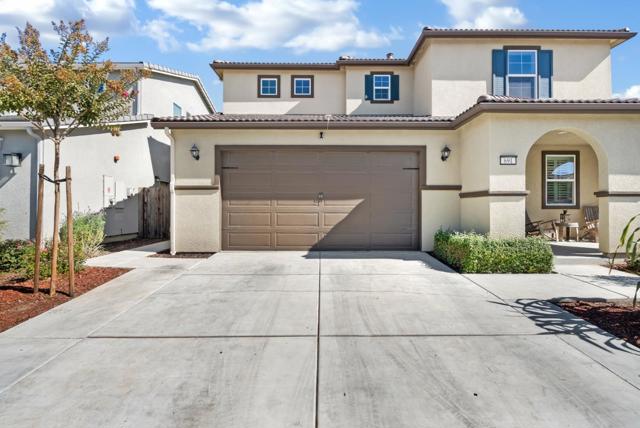 691 Toledo Drive, Hollister CA: https://media.crmls.org/mediaz/4e91ea0c-49e1-4c40-93f9-9be517ae94be.jpg