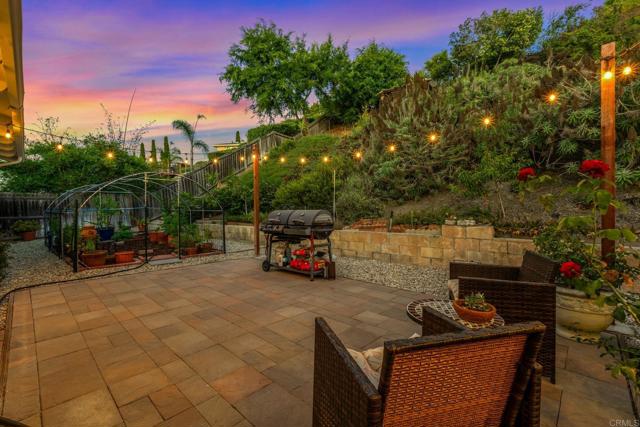 Detail Gallery Image 7 of 32 For 1670 Alta Vista Dr, Vista,  CA 92084 - 3 Beds | 2 Baths