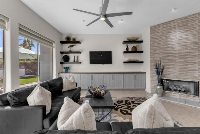 21 Calle La Reina, Rancho Mirage, CA 92270