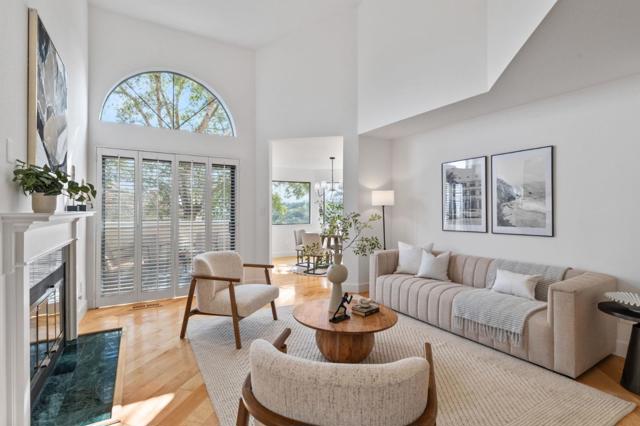 9 Mayflower Lane, San Carlos CA: https://media.crmls.org/mediaz/4e9341ea-daae-44af-94f7-df6edfff2134.jpg
