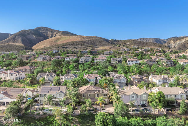 4940 Corral Street, Simi Valley CA: https://media.crmls.org/mediaz/4e938496-2ea0-45ef-832c-6d391d87ce39.jpg