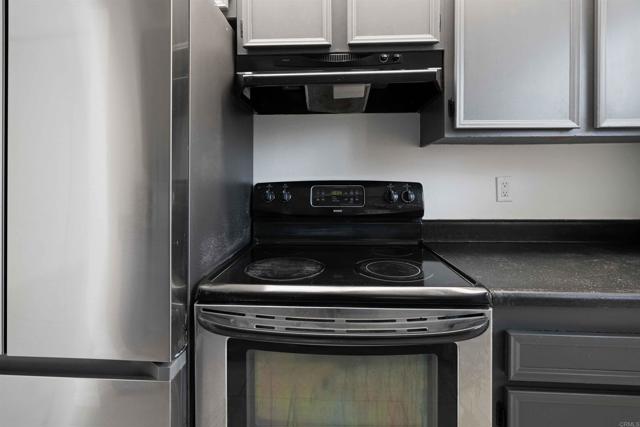 Image 9 of 26 For 2920 Briarwood Road H12