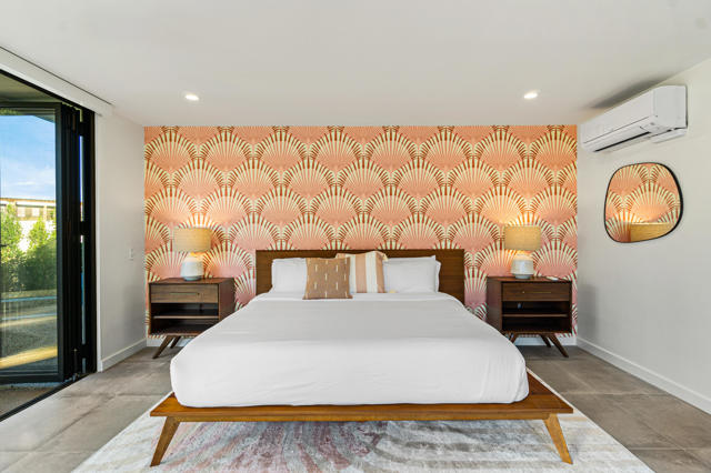 130 W Racquet Club Road #308, Palm Springs, CA 92262