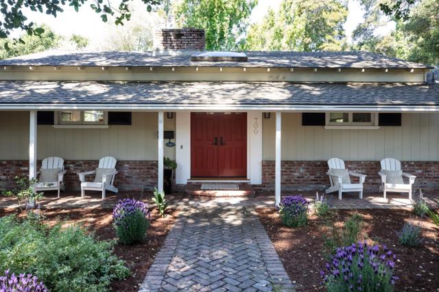 700 Laurelwood Drive, San Mateo CA: https://media.crmls.org/mediaz/4e95d750-5d7d-460b-baec-6c9f111976ba.jpg
