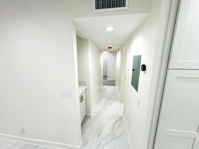 Detail Gallery Image 21 of 43 For 4566 Cove Dr #D,  Carlsbad,  CA 92008 - 2 Beds | 2 Baths