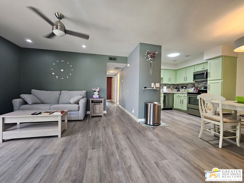 MLS #25627717PS image #1