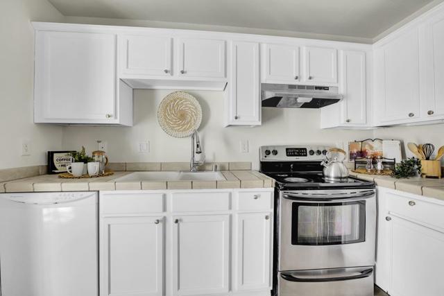758 Bonita Avenue, San Jose CA: https://media.crmls.org/mediaz/4e97582c-033d-48de-b7d4-a8d6b5f210ba.jpg