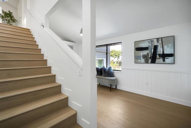102 Castlewood Dr, Pleasanton CA: https://media.crmls.org/mediaz/4e9793d4-9fd3-42ee-bf60-242a06cb4654.jpg