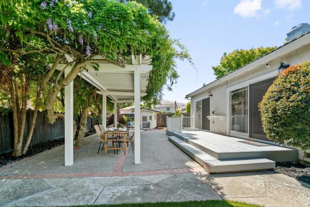 45490 Concho Court, Fremont CA: https://media.crmls.org/mediaz/4e9a84f4-f9b7-4240-8b38-908e45d82ae1.jpg