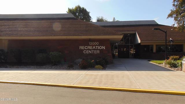 35205 Village 35, Camarillo CA: https://media.crmls.org/mediaz/4e9b7700-8af4-4bfe-8c32-97bcd53926cf.jpg