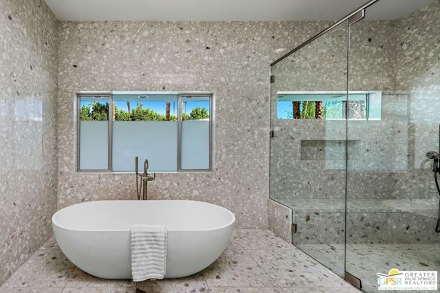 670 N Rose Avenue, Palm Springs, CA 92262