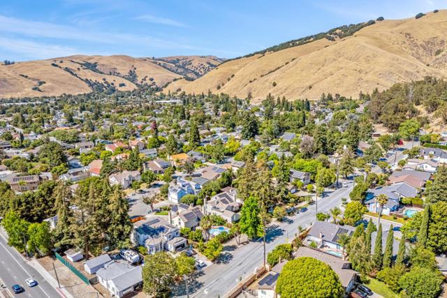 110 Morrison Canyon Road, Fremont CA: https://media.crmls.org/mediaz/4e9da3aa-b2cc-49aa-8bca-8e1b9a80b90f.jpg