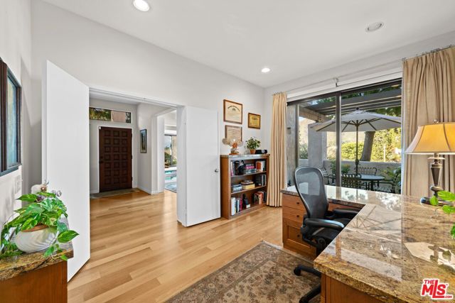 1622 Michael Lane, Pacific Palisades CA: https://media.crmls.org/mediaz/4e9e55a8-0fc7-4e40-af70-08b602758f3b.jpg