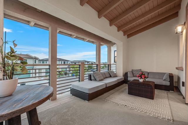 6190 Sagebrush Bend Way, San Diego CA: https://media.crmls.org/mediaz/4e9e5d9f-6500-4a32-8fea-6f4d2cbfee79.jpg