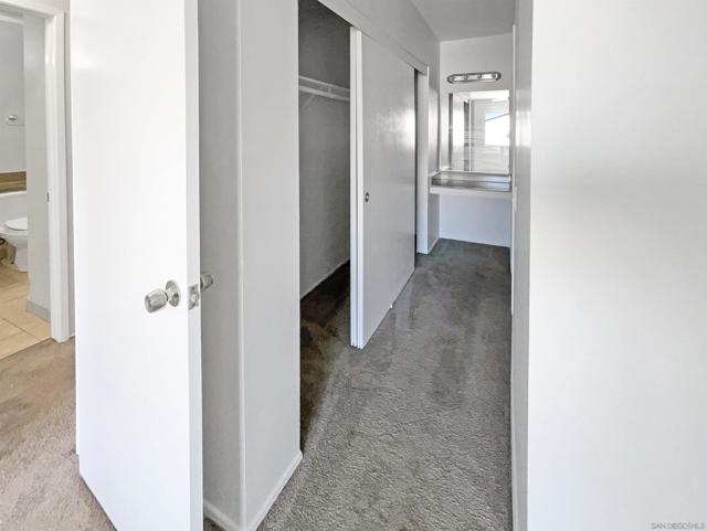 11476 Matinal Cir, San Diego CA: https://media.crmls.org/mediaz/4e9ea4bd-6202-43e9-98cb-a1cedc043e22.jpg