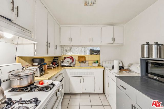 3 Bed Home for Sale in Los Angeles, California