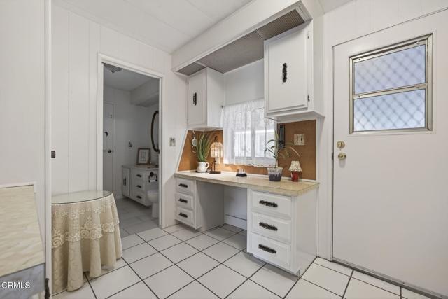 Detail Gallery Image 30 of 34 For 8 Calle Fronte #204,  Camarillo,  CA 93012 - 2 Beds | 2 Baths