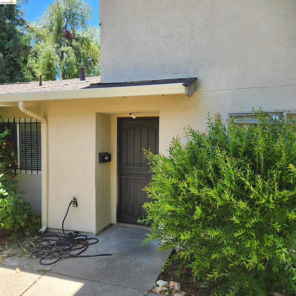 1369 Del Rio Cir #C