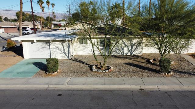 77145 Minnesota Avenue, Palm Desert CA: https://media.crmls.org/mediaz/4ea151f3-bf7e-43df-998f-2f98e5565cee.jpg