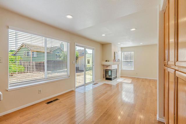 3963 Mead Street, Antioch CA: https://media.crmls.org/mediaz/4ea1c73f-b3fd-4922-85b8-e04cea6fec17.jpg