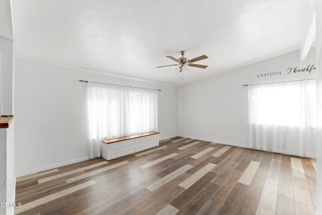 Detail Gallery Image 7 of 45 For 2101 Rhonda St, Oxnard,  CA 93036 - 3 Beds | 2/1 Baths