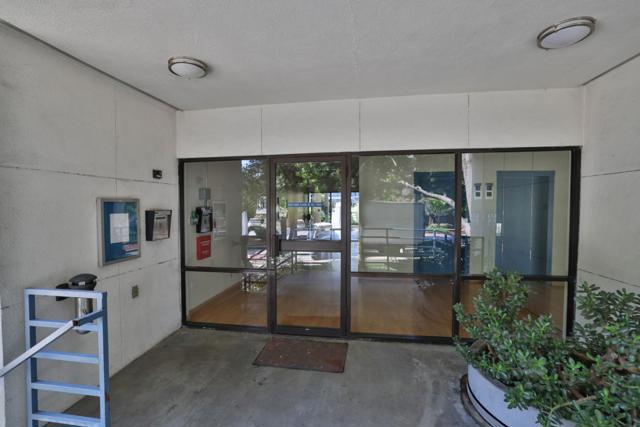 4691 Albany Circle, San Jose CA: https://media.crmls.org/mediaz/4ea34d49-fdfc-4132-991d-f0d92589f63f.jpg