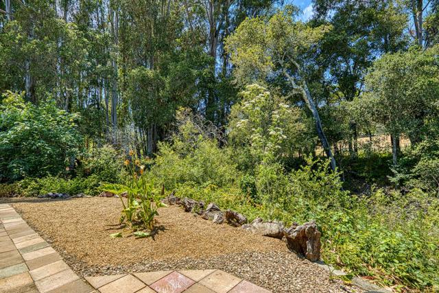 3301 Ashwood Way, Soquel CA: https://media.crmls.org/mediaz/4ea34e5e-316d-4e12-b59b-83ca9e9d566a.jpg