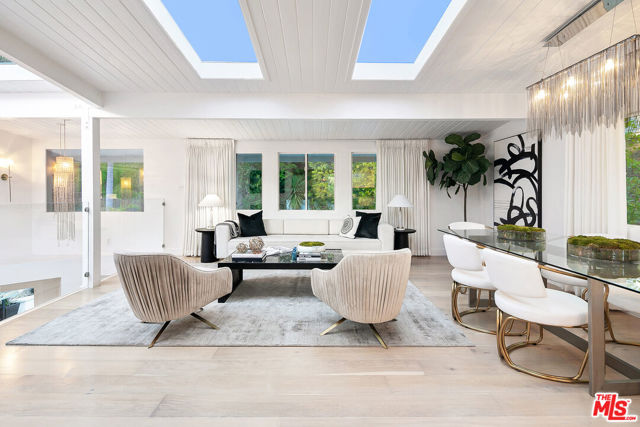 1415 Braeridge Drive, Beverly Hills CA: https://media.crmls.org/mediaz/4ea40963-b888-4065-8073-52a9f500889c.jpg