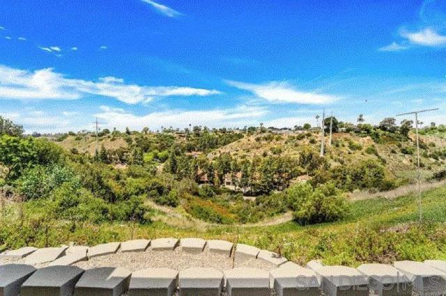 8232 Polizzi Pl, San Diego CA: https://media.crmls.org/mediaz/4ea42d0b-0dc5-4210-a287-bf98a1643481.jpg