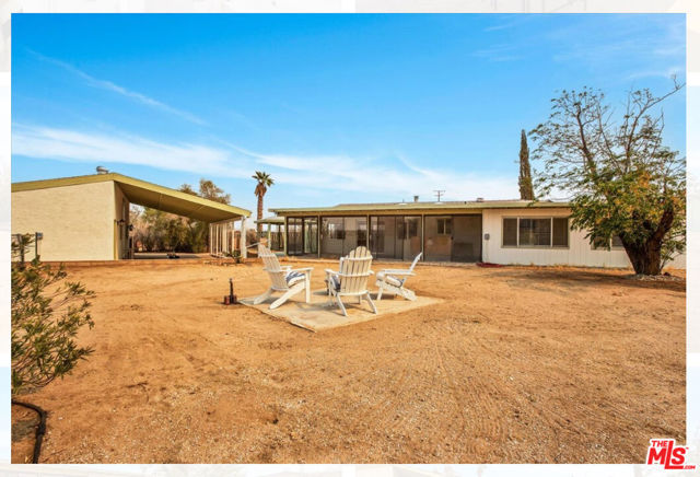62282 Dennis Avenue, Joshua Tree CA: https://media.crmls.org/mediaz/4ea49eaa-77b0-4438-8aec-c6d29bcc2262.jpg