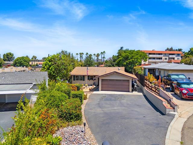 1338 Palomar, Escondido CA: https://media.crmls.org/mediaz/4ea67e7e-3f3d-4952-8a9b-2ae4b3ab8af8.jpg