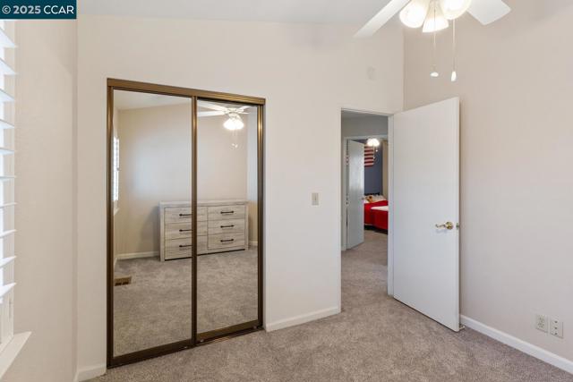 313 Willowwood Ct, Vacaville CA: https://media.crmls.org/mediaz/4ea7582c-a524-48d0-ba26-cdb9ad8c1081.jpg