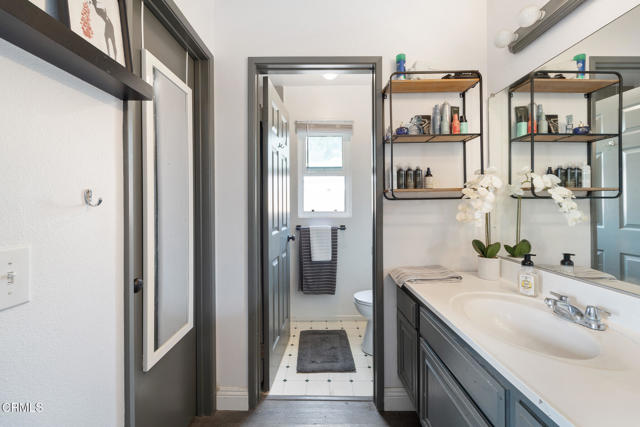 93 Flora Vista Avenue, Camarillo CA: https://media.crmls.org/mediaz/4ea760ca-7f9b-472f-bdf3-d484df151b05.jpg