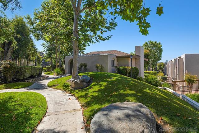 5350 Baltimore Dr, La Mesa CA: https://media.crmls.org/mediaz/4ea8b089-61fa-4663-8509-74161fc299eb.jpg