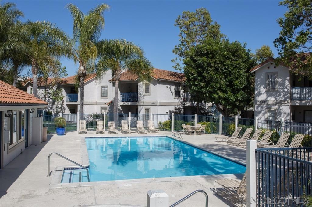 10353 Azuaga St - photo 11