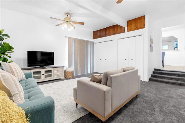 1140 Palm Avenue, Seaside CA: https://media.crmls.org/mediaz/4ea90550-a327-41bb-a8f9-c5ff4fdb2a7e.jpg