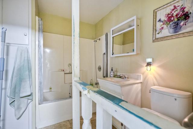 Detail Gallery Image 32 of 34 For 1080 Buena Pl, Carlsbad,  CA 92008 - – Beds | – Baths